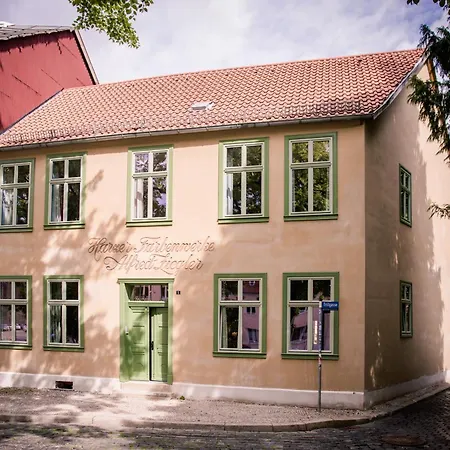 Gaestehaus Unter Den Weiden, * هالبيرشتادت