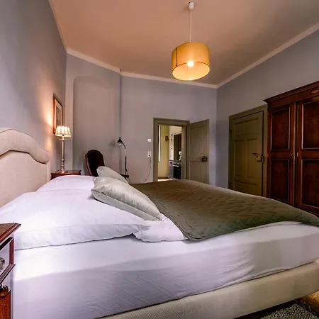 アパート Gaestehaus Unter Den Weiden, ハルバーシュタット