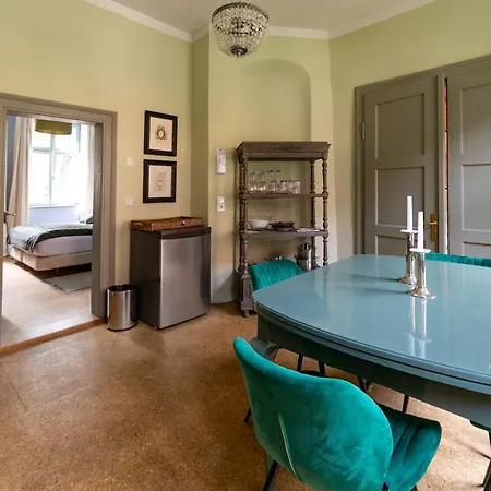 شقة Gaestehaus Unter Den Weiden, *