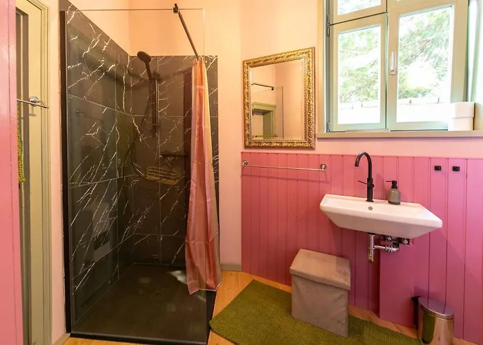 Unter Den Weiden, Apartment